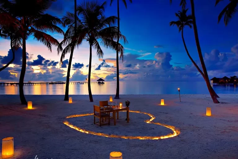 Romantická-večeře-Maledivy